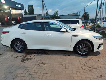 люк спринтер: Kia Optima: 2018 г., 2 л, Автомат, Газ, Седан