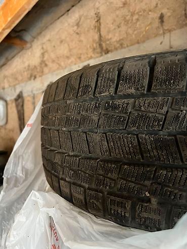 шина зима: Зимняя шина 225/50 R17

Гоформ ездили 1 месяц 
состояние идеальное — 2