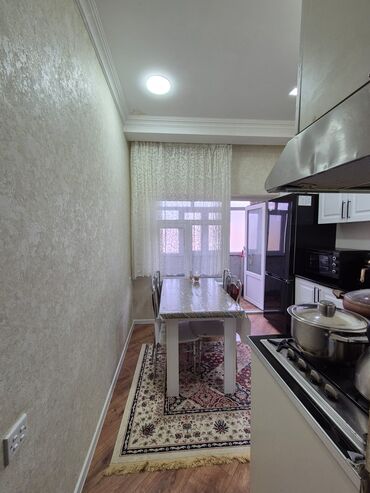 Yeni tikili: 3 otaqlı, Yeni tikili, 70 kv. m — 3