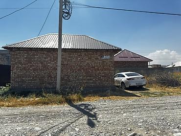 кирпичный квартира: В Өскөн ордо Продаётся кирпичная времянка с четырёхскатной — 3