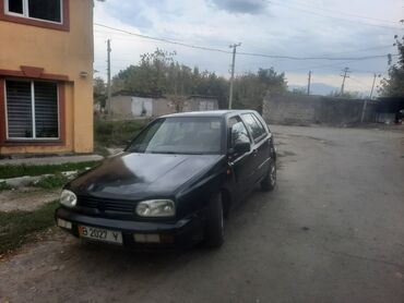 машина джетта: Volkswagen Golf: 1993 г., 1.6 л, Механика, Бензин, Хетчбек