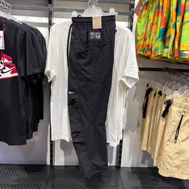 штаны ангела фф: Мужские брюки, L (EU 40), Nike, Новый, цвет - Черный, Самовывоз, Платная доставка