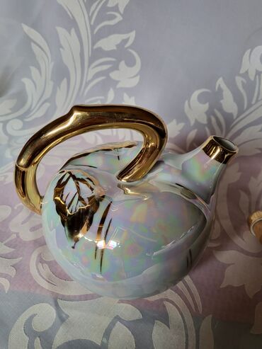 Čajnici: Bokal za zestoko pice,francuski,porcelanski. 70te. Bokal nov — 12