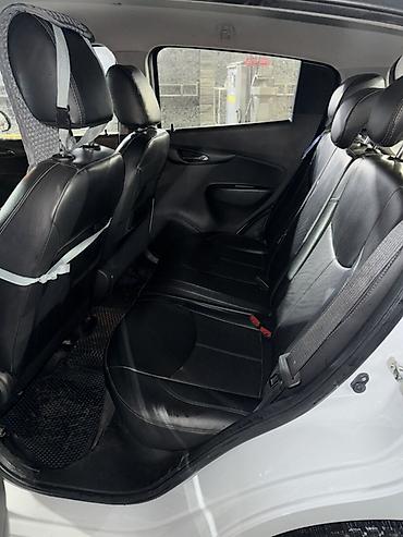 Chevrolet: Chevrolet Spark: 2017 г., 1 л, Вариатор, Бензин, Хэтчбэк — 7