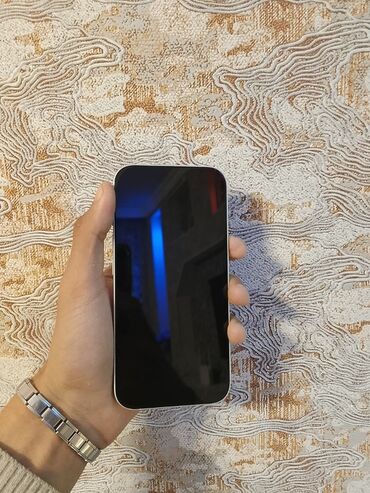 Apple iPhone: IPhone 16, Ağ, Face ID — 6