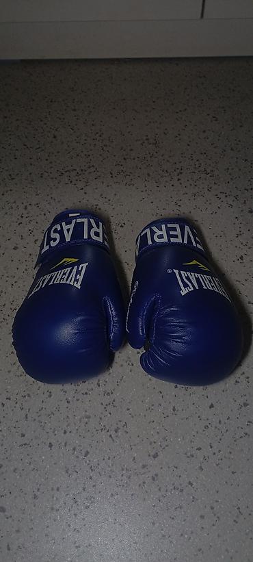 Боксерские перчатки Everlast, синие. отдаю по выгодной цене🥊детские