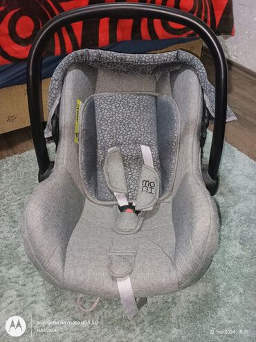 Car Seats & Baby Carriers: Na prodaju auto sedište,jako lepo očuvao.
Cena 3000 din