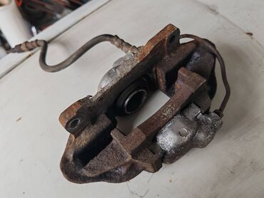 Auto delovi: Kočiona klešta leva i desna Lada 7 Riva broj 2. Polovna, očuvana — 8