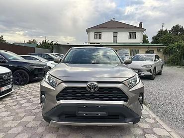тутойт дымит: 2022год, 1 января, Toyota RAV4, 2.0 двухприводный с крышей, с — 1