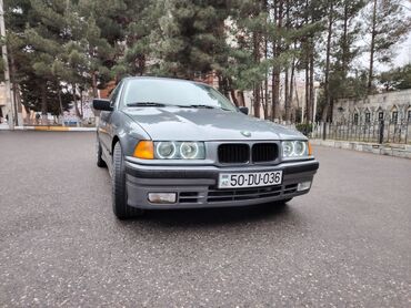BMW: BMW 3 series: 2.5 л | 1992 г. Седан