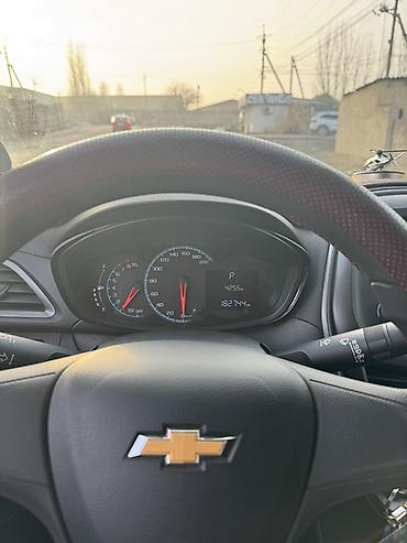 Chevrolet: Chevrolet Spark: 2018 г., 1 л, Механика, Бензин, Хэтчбэк — 7