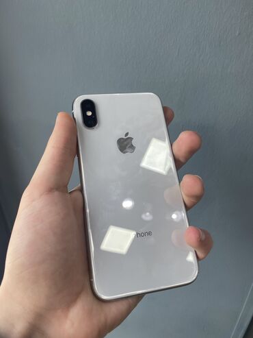 Apple iPhone: IPhone X, 64 GB, Gümüşü, Face ID
