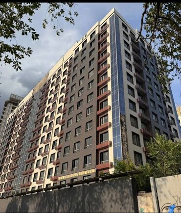саламат курулуш: 1 бөлмө, 43 кв. м, Элитка, 4 кабат, ПСО (өзү оңдоп түзөтүп бүтүү үчүн)