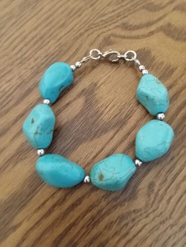 Bijuteriya dəstləri: Türkuz daşlardan hazırlanmış zərgərlik dəsti - Dəst tərkibi: 1 ədəd — 7