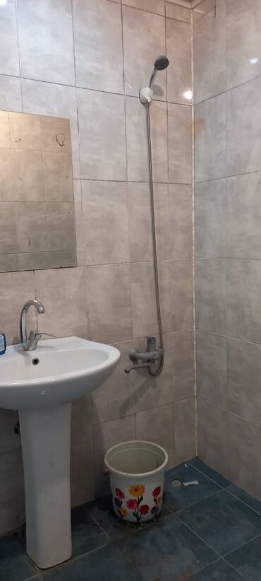 Uzunmüddətli kirayə mənzillər: Telnovda kirayə ev verilir. Şəkildə görünən əşyalarla verilir. İstilik — 9