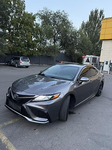 corolla 2004: Toyota Camry: 2022 г., 2.5 л, Автомат, Бензин, Седан — 2