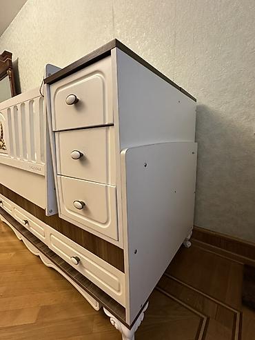 Beşiklər: Oğlan və qız üçün, İşlənmiş, Dördbucaq, Beşik, Dəstsiz, Matras ilə, Yellənmə mexanizmsiz — 3
