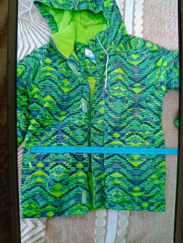 Верхняя одежда: Яркая детская зимняя куртка Columbia с капюшоном, для детей 8-12 лет — 8