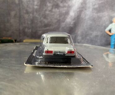 Avtomobil modelləri: Moskvich, 1982 il, 1:43, Dəmir, Ödənişli çatdırılma — 7