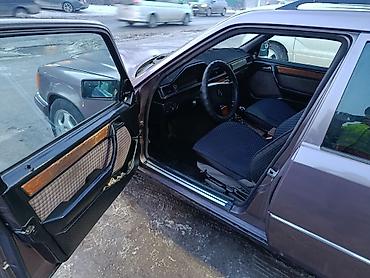 Mercedes-Benz: Mercedes-Benz W124: 1991 г., 3 л, Механика, Дизель, Универсал — 11