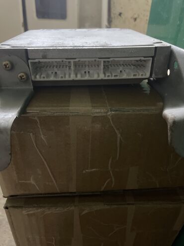репетитор начальных классов на дому: Блок управления Компьютер Тоета Хайлюкс Сюрф 2.7 бензин автомат