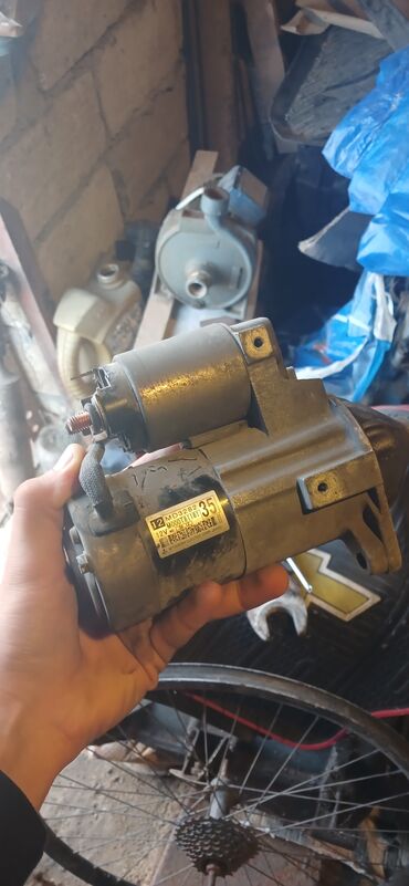 Digər avtomobil ehtiyat hissələri: Avtomobil ehtiyat hissələri – qarışıq parti Təsvir: - Starter — 4