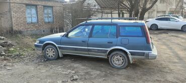 Toyota: Toyota Sprinter Carib: 1993 г., 1.6 л, Механика, Бензин, Фургон