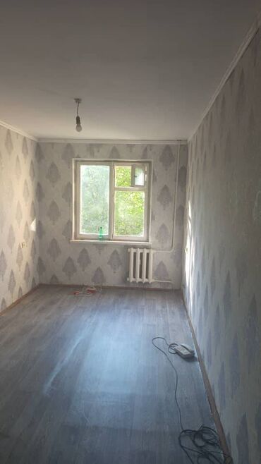 3 комнатная квартира 104 серии: 3 комнаты, 1 м², 104 серия, 2 этаж, Косметический ремонт