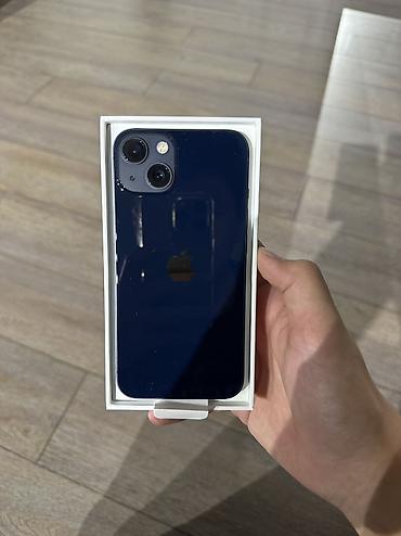 Apple iPhone: IPhone 13, Б/у, 128 ГБ, Midnight, Защитное стекло, Чехол, Коробка, 84 % — 3