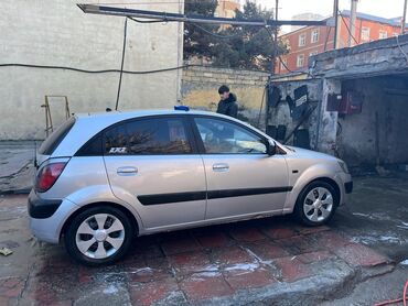 Kia: Kia Rio: 1.5 l | 2008 il Hetçbek — 6