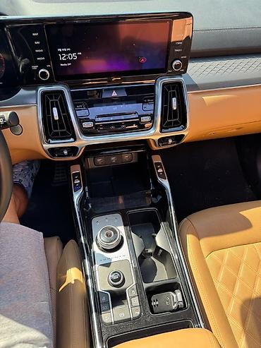 Kia: Kia Sorento: 2020 г., Кроссовер — 16