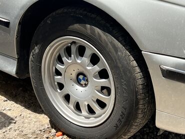 датчик для машины: Дөңгөлөктөр монтажда 205 / 60 / R 15, Жай, Колдонулган, Комплект, Жеңил унаалар, Куйма, тешиктери - 4