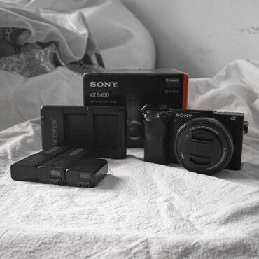 tp link az: Sony A6400 Kamera + 16-50mm Kit Lens + 5 Batareya Əla vəziyyətdə olan