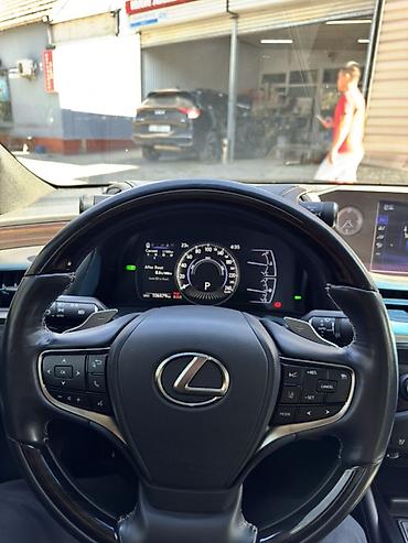 lexus es 300 2017: Lexus ES: 2019 г., Автомат, Седан — 10