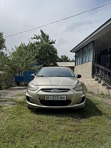 атбашы авто: Hyundai Accent: 2014 г., 1.6 л, Кол менен иштөөчү, Бензин, Седан — 8