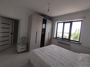 Продажа коттеджей и домов: **🔥СРОЧНО ПРОДАЁТСЯ ДОМ В НОВОПОКРОВКЕ🔥** 🏡 *Двухэтажный дом на — 10