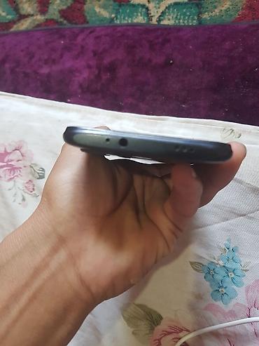 48: Смартфон Redmi (серия с логотипом Redmi на задней крышке), черный — 2