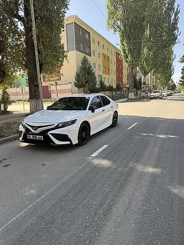 rolls royce phantom: Toyota Camry: 2022 г., 2.5 л, Автомат, Бензин, Седан — 1