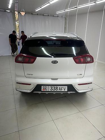 niro: Kia Niro: 2018 г., 1.6 л, Гибрид, Кроссовер — 4