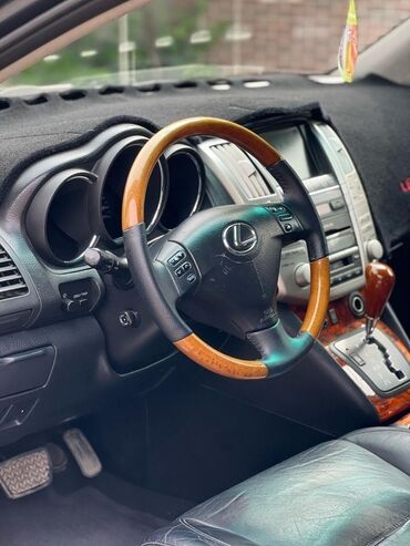 лексус rx 330 новый цена: Внедорожник Lexus RX 330, выполненный в темно-сером цвете, предлагает