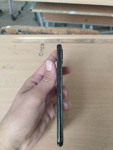 Apple iPhone: IPhone Xs, 64 GB, Qara, Face ID — 12