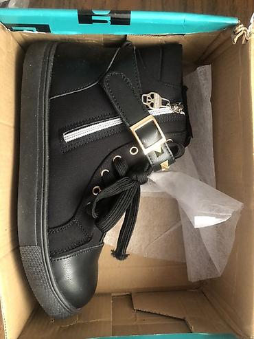 кожаный портфель мужской: Ботинки, 41, 41.5, 42, Alexander McQueen, Новый, цвет - Черный, Самовывоз — 1