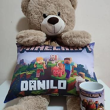 Jastuci: Dimenzije jastuka 45x32 su 1999 din i 32x32 su 1999 din. Dizajn na lalafo.rs — 23 Jastuci: Dimenzije jastuka 45x32 su 1999 din i 32x32 su 1999 din. Dizajn — 23