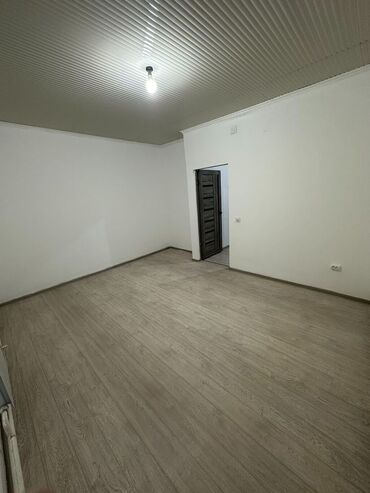 продается дом село раздольное: 30 м², 1 комната, Парковка, Забор, огорожен