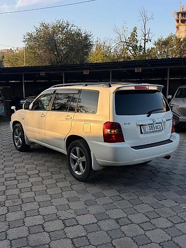 Продажа авто: Toyota Kluger: 2003 г., 2.4 л, Автомат, Газ, Кроссовер — 2