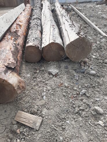 qapi 2ci el: Taxta şalban/şüvə və dirəklər - Material: iynəyarpaqlı ağac (şam
