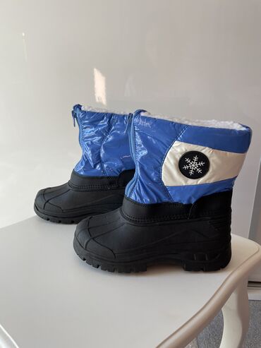 dečje čizme za sneg: Čizme snegarice br 31(18cm) NOVO nove, postavljene,tople, nepromočive