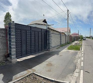 Продажа коттеджей и домов: Срочно продается дом с цехом 📍Район ж/м Учкун 🔹 Участок: 6,5 соток at lalafo.kg — 1 Продажа коттеджей и домов: Срочно продается дом с цехом 📍Район ж/м Учкун 🔹 Участок: 6,5 соток — 1