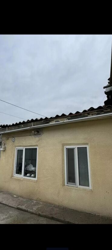 бишкек сдаю дом: 58 м², 3 комнаты, Парковка, Забор, огорожен