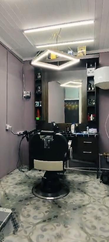 salon kresloları: Mebel və kreslo Mebelin üstü tökmə mərmərlədi və üstündə bahalı krantı — 2